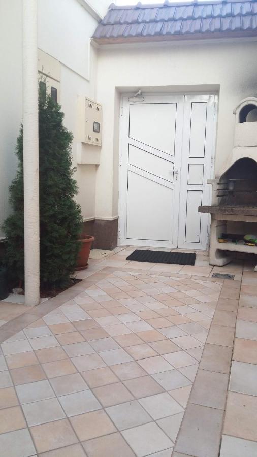 120 M2 Center Apartment